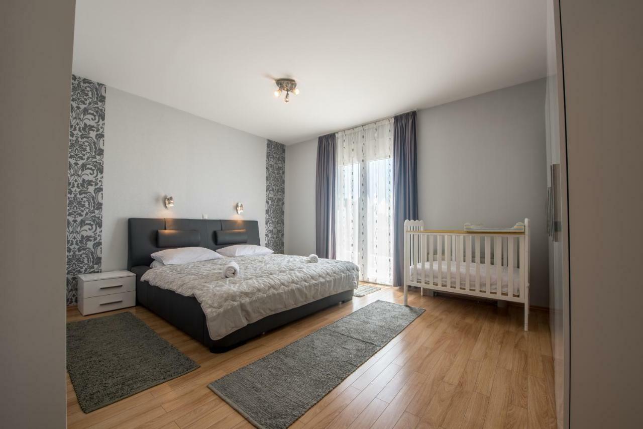 Villa Солин Экстерьер фото